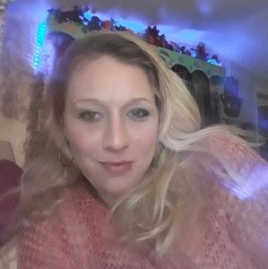 Meet your Posher, Sabrina